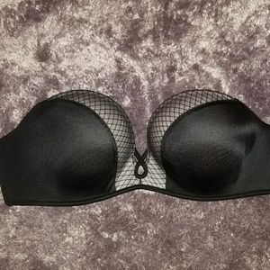 Victoria's Secret strapless bombshell